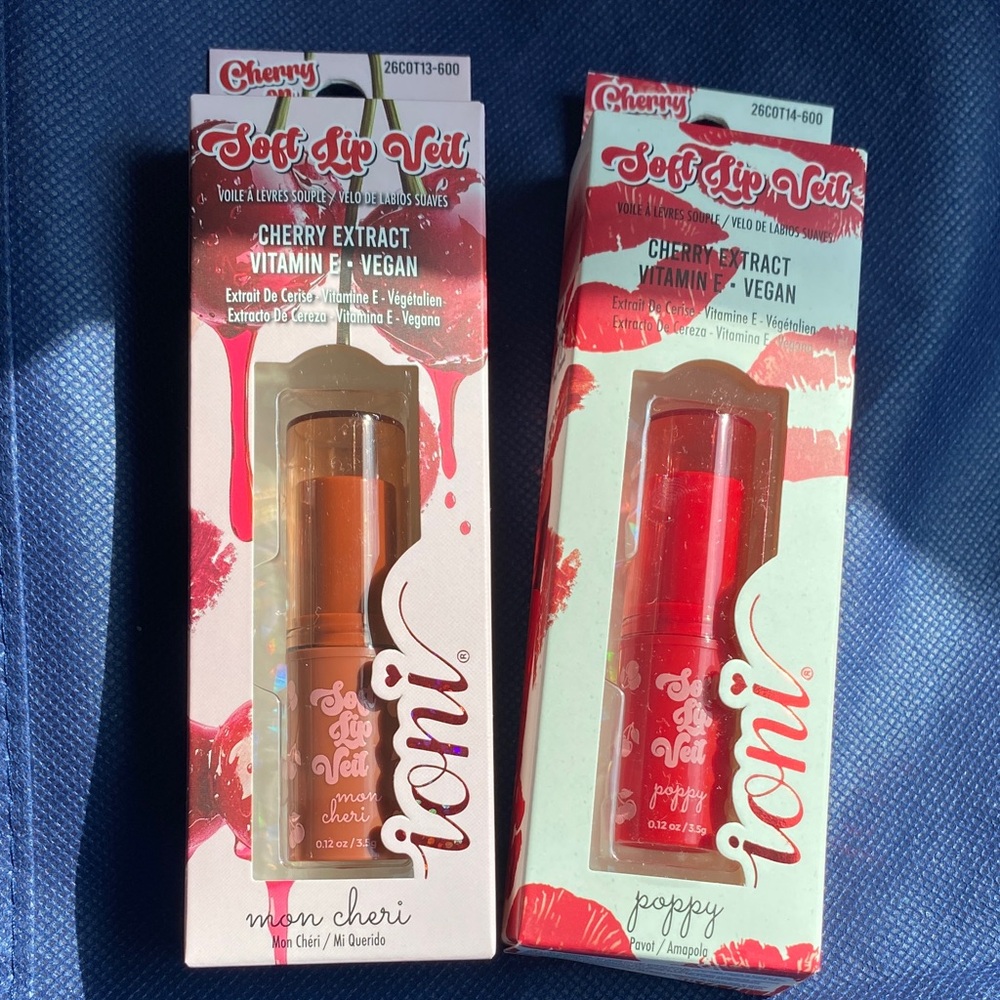 Ioni Cherry on top Collection Lip Set - Mom Cheri & Poppy